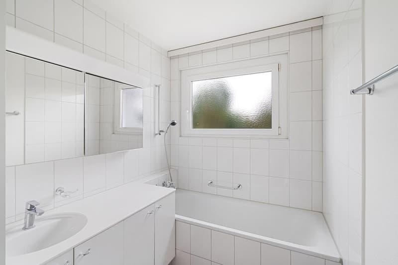 Helle 3-Zimmerwohnung im 3. OG im Zentrum von Volketswil (3)