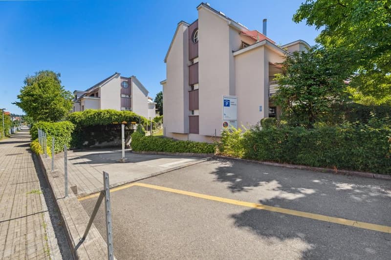 Einstellplätze in Tiefgarage zu vermieten (1)