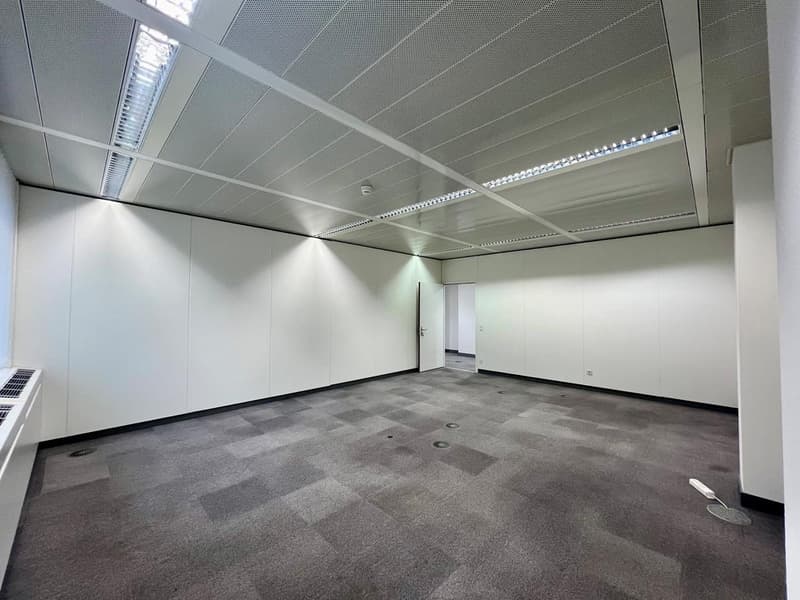 Kleines Büro im Dreiecksareal in Winterthur (2)