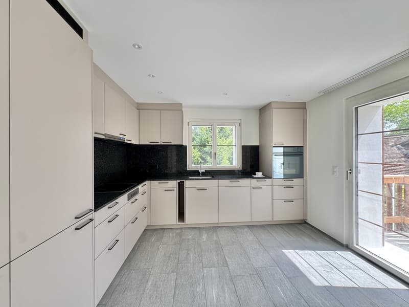 4.5 Zi. Maisonette Wohnung mit Balkon/Sitzplatz - Erstbezug (7)