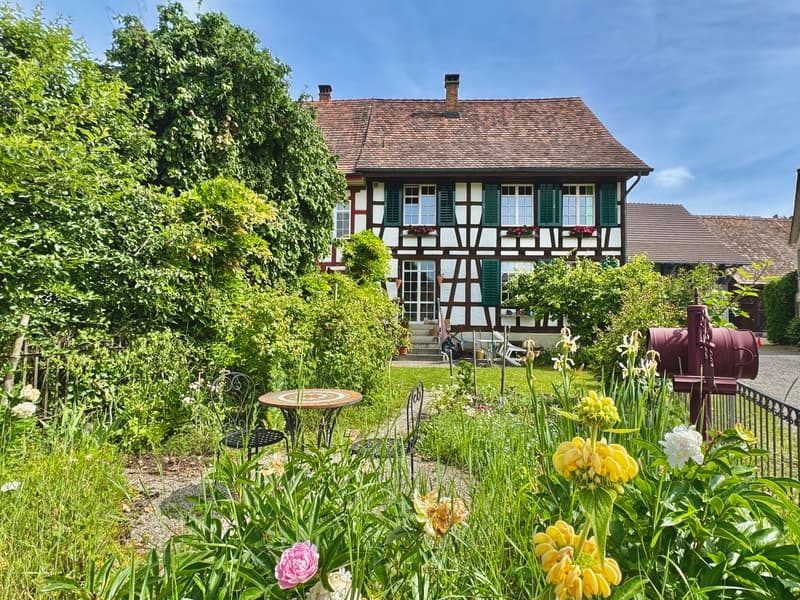 Gepflegtes Riegelhaus-Bijou mit Garten (1)