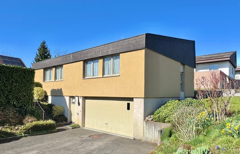 6.5 Zimmer Bungalow - sonnig, grosser Garten (11)