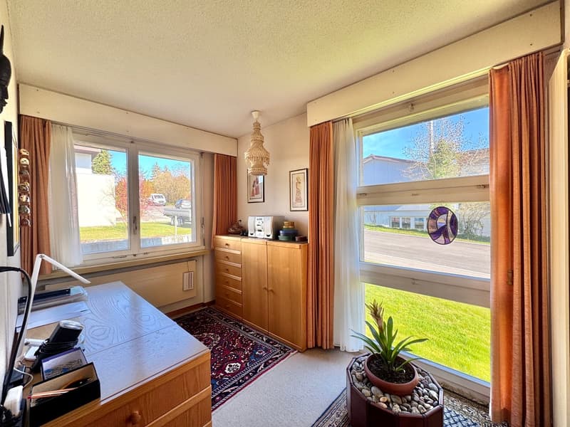 6.5 Zimmer Bungalow - sonnig, grosser Garten (9)