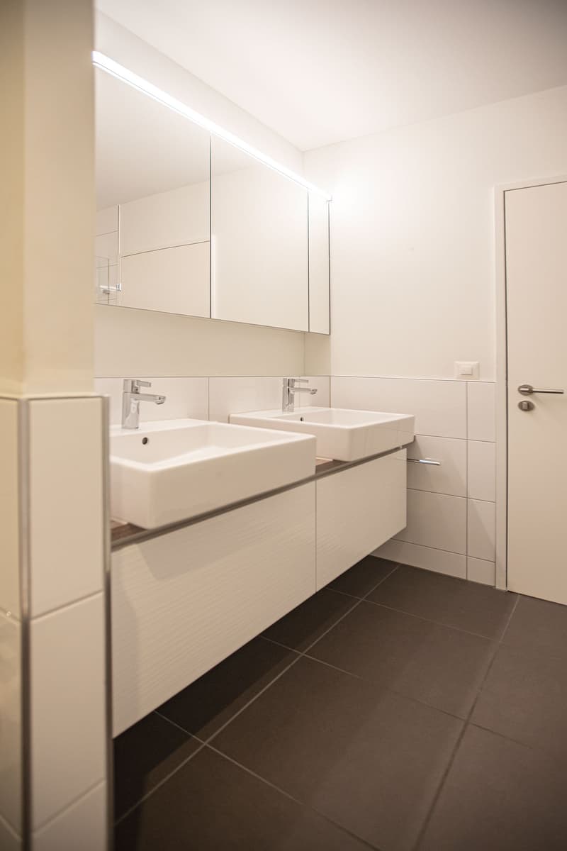 Helle 3.5-Zimmer-Wohnung mit Balkon und schöner Aussicht in Gränichen (7)