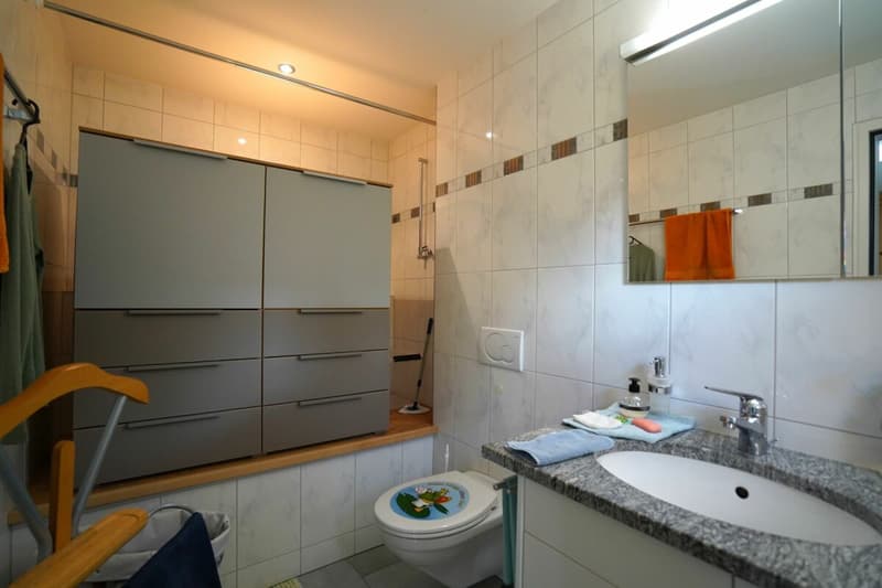 En-Suite Badezimmer mit Wanne