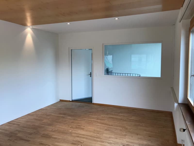 Büro / Sitzungszimmer