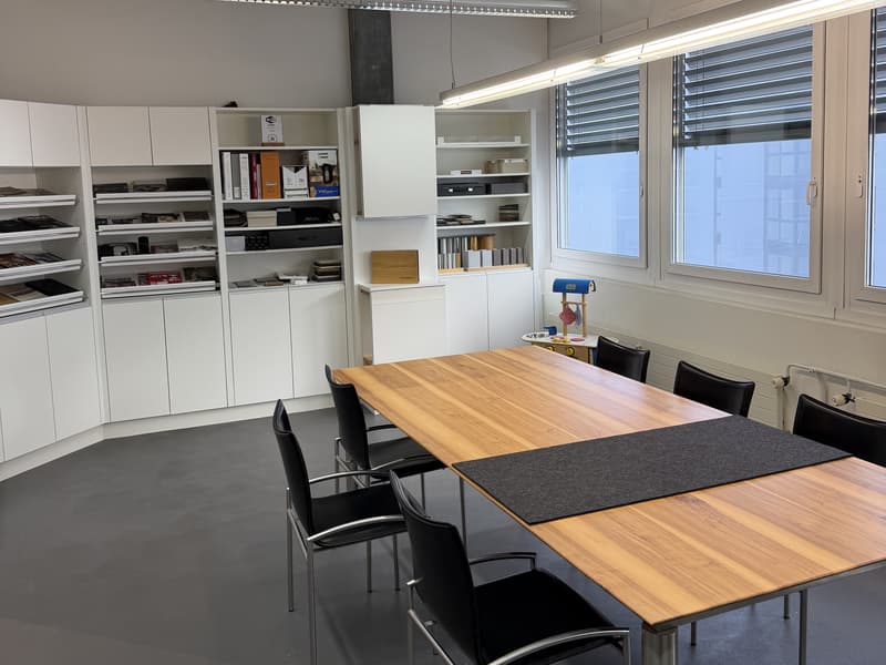 Bürofläche mit flexiblen Ausbaumöglichkeiten - Arbeiten im Zentrum von Stans (5)