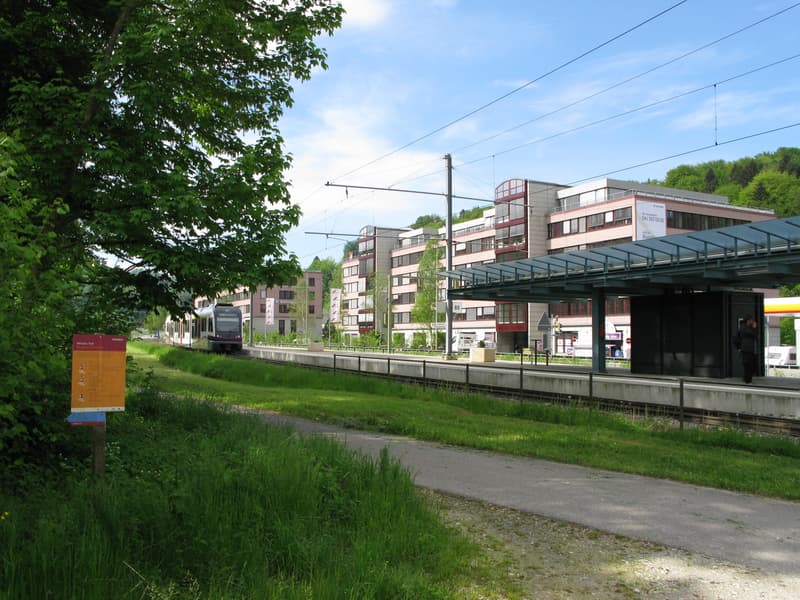 Geschäftshaus Bernstrasse Dietikon - Attraktive Gewerbefläche im EG (1)
