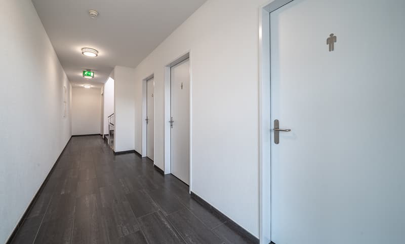 Gemeinsame WC-Anlagen im Treppenhaus