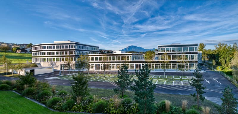 Rückseite der Gebäude 1, 3, 5 mit Pilatusblick