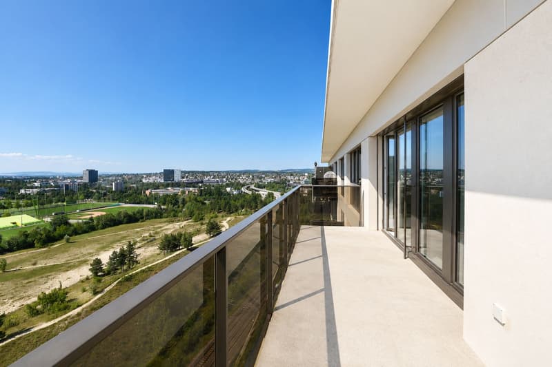 17 Stockwerke über dem Alltag - Wo der Ausblick zuhause ist (13)