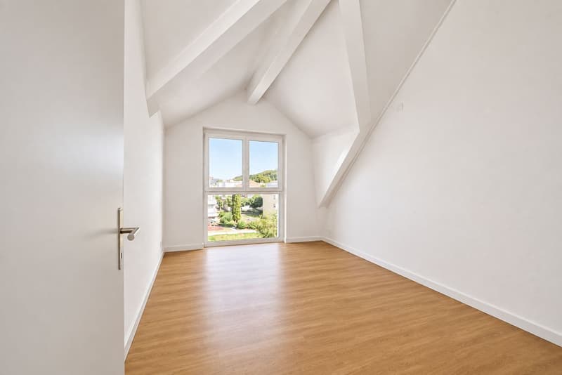 3.5 ZIMMER DACHWOHNUNG + 27m2 KREATIVRAUM (12)