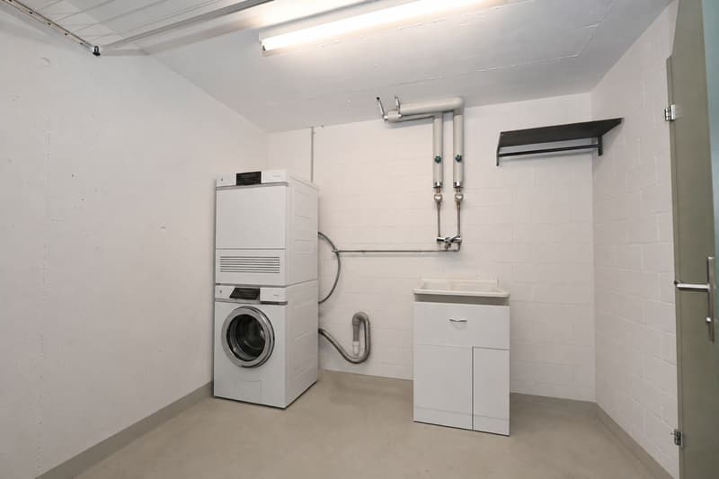 Exklusive 3.5-Zimmer-Wohnung auf Eigentumsstandard in Zürich-Schwamendingen (11)
