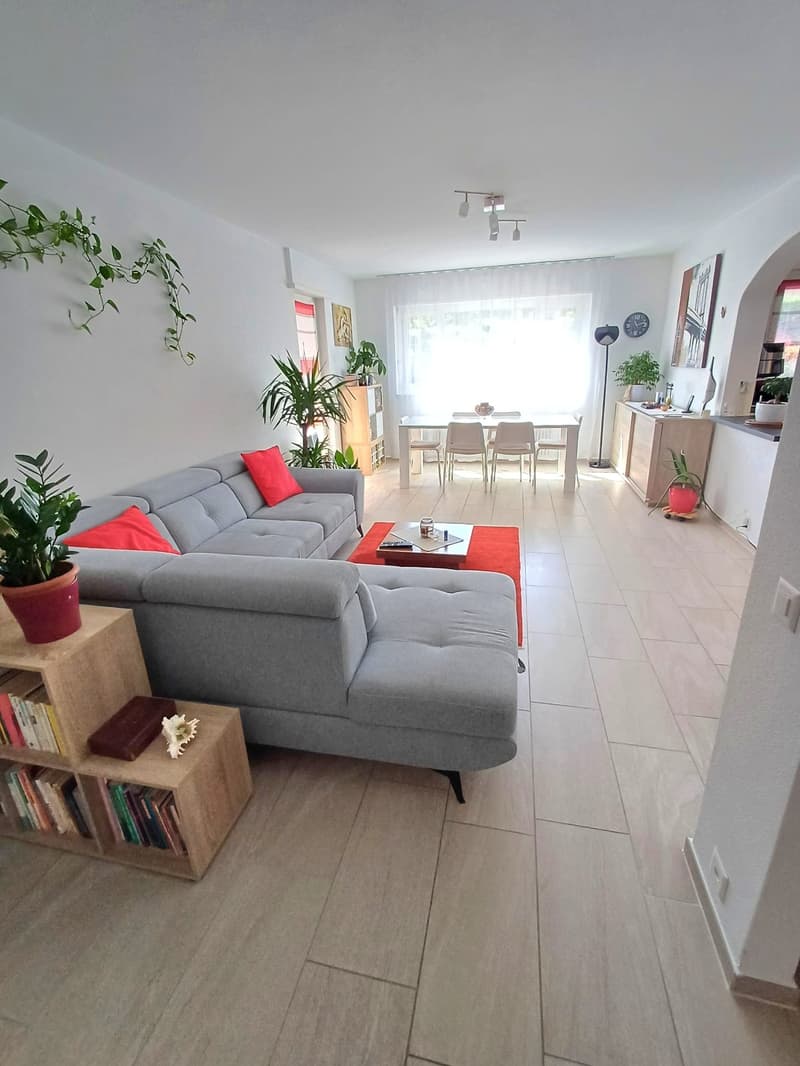 Appartamento ristrutturato 5.5 locali a ..., Cadepezzo, CHF 662400 | homegate.ch