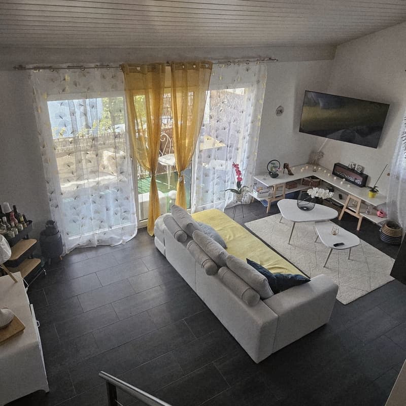 Appartementde2.5pcsavecmezzanineetbalconàErlach|ho...