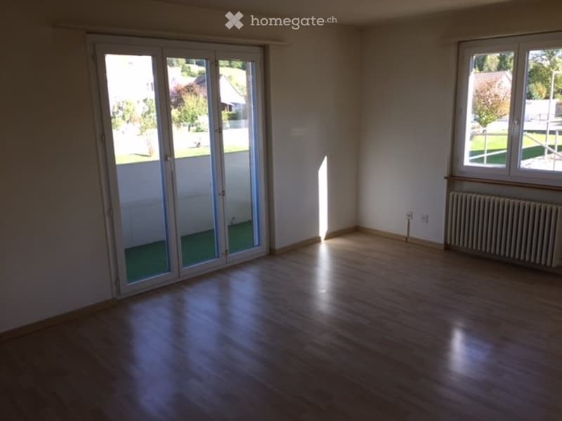 Appartement de 3 pièces au rez avec cuisine équipée (2)
