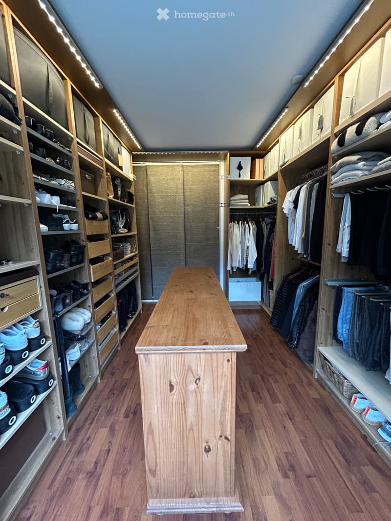 A louer à Vouvry, appartement au calme, environ 100m2 (3)