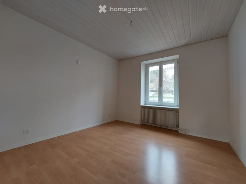 Bel appartement 3.5 spacieux et équipé machines (4)