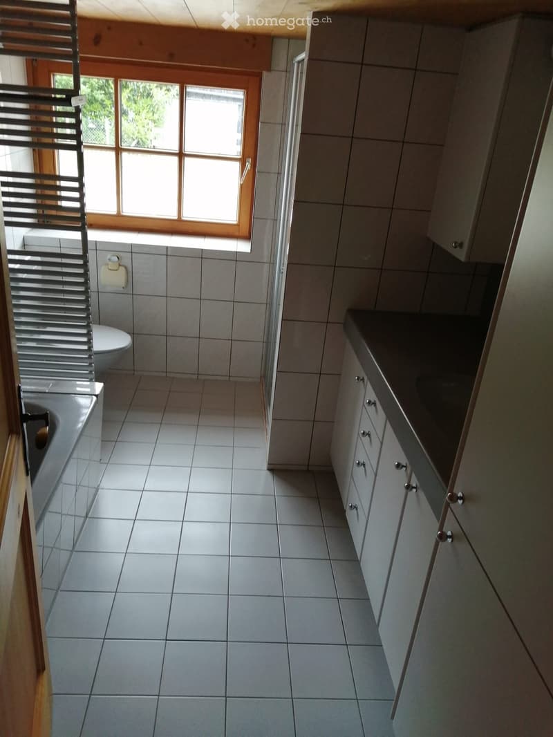6 1/2-Zimmer-Hausteil mit Garten, ruhige Lage, Aussicht (2)