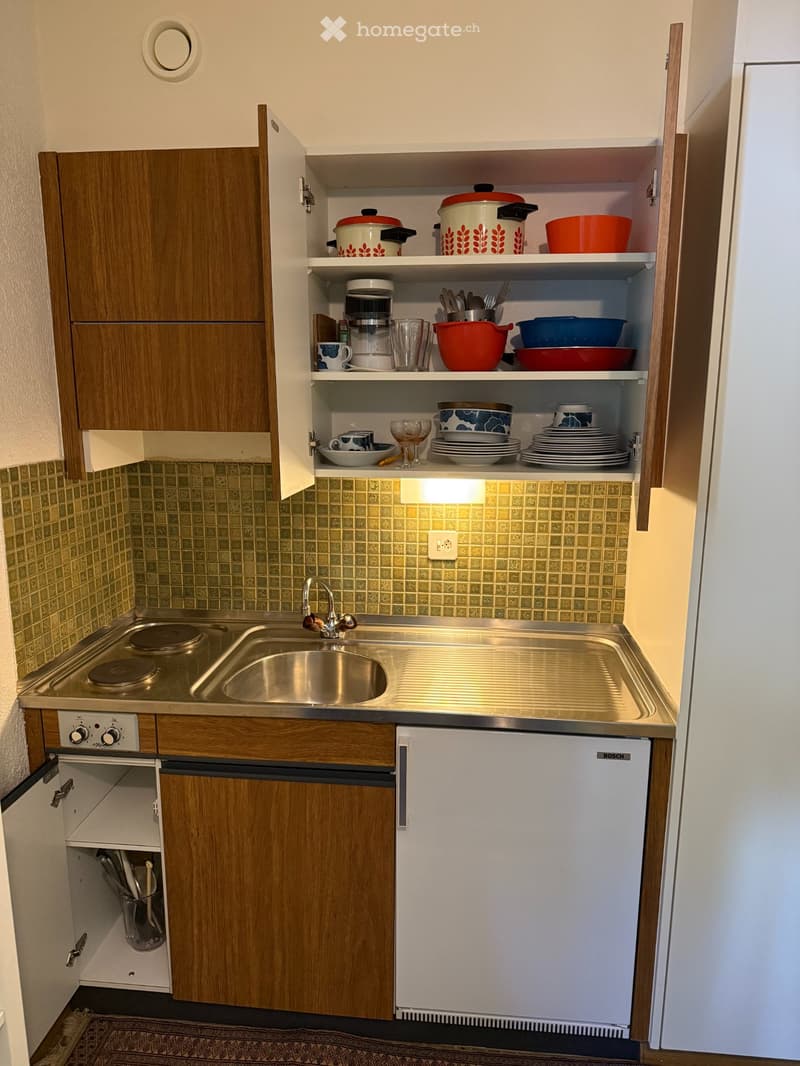 Studio meublé et prêt à emménager (4)