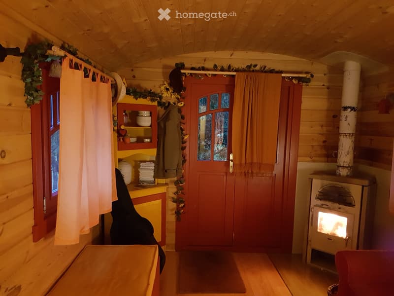 Roulotte de charme avec sauna privé (3)