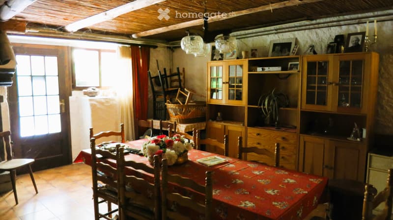 CASA DA RISTRUTTURARE CON GIARDINO E VISTA  FERIENTRAUM (4)