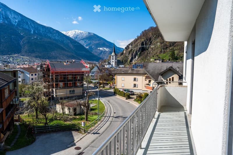 To rent: Beautiful 4 1/2 room apartment in 3-family house (5)