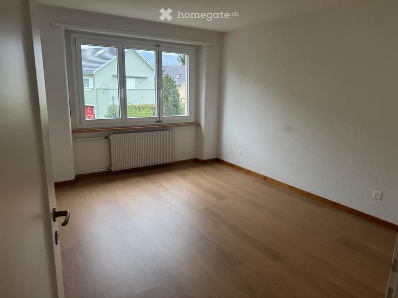 4 pièce avec balcon et place de parking inclus (4)