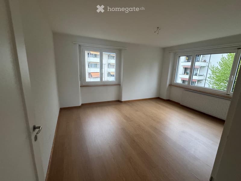 4 pièce avec balcon et place de parking inclus (5)