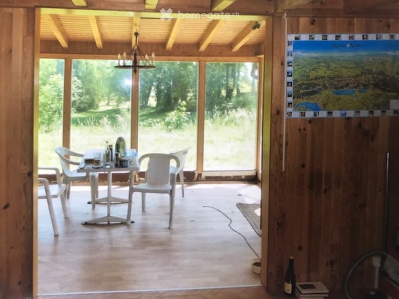 Chalet isolé dans la nature (3)