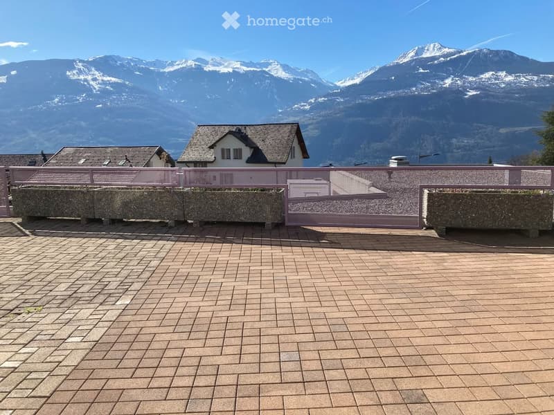 Appartement 3½ - 90 m2, lumineux (2)