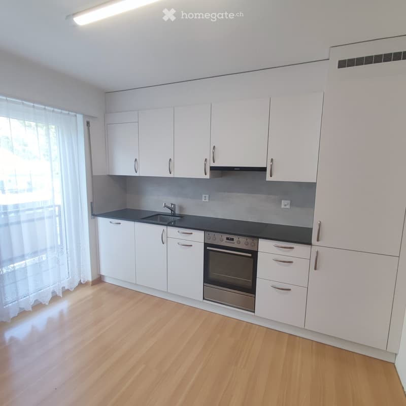Attraktive 4.5-Zimmer-Wohnung mit Berg-Panorama in Susten (5)