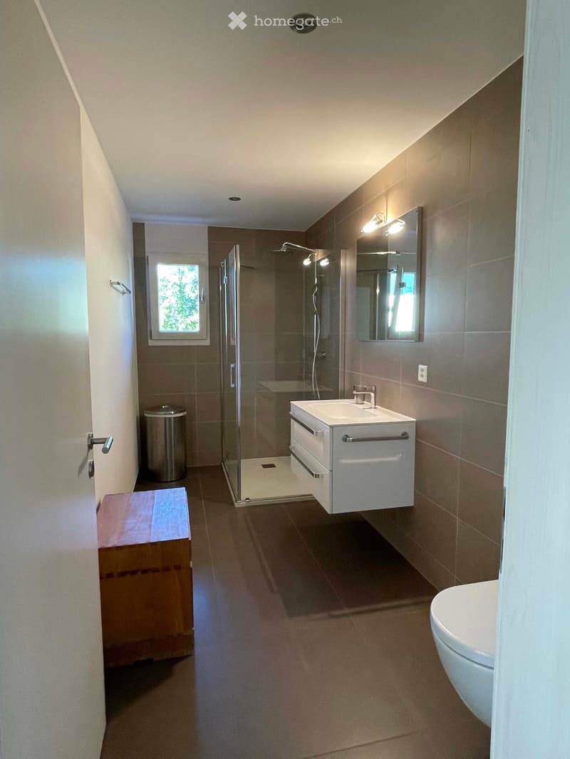 Chambre meublée dans un apartement de 3,5 p (5)