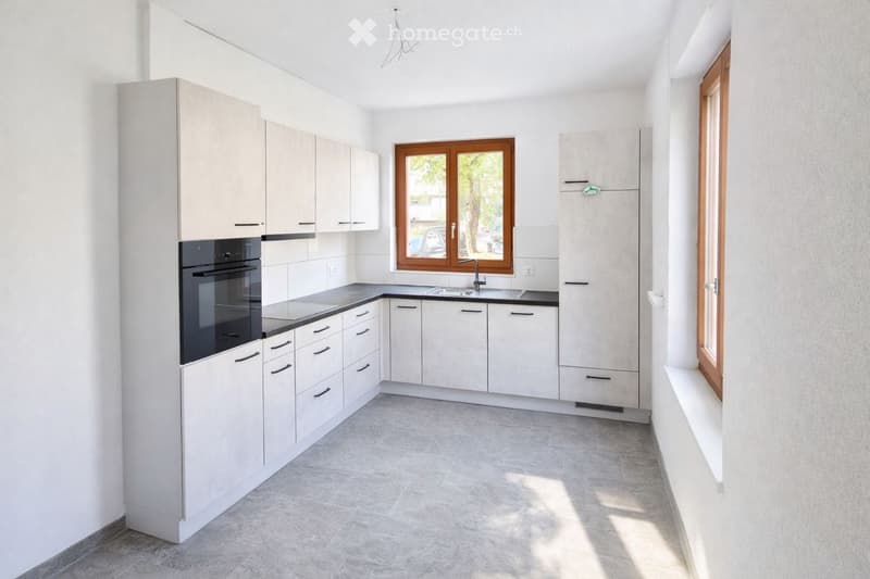 Appartement 6 pièces au rez-de-chaussée (1)