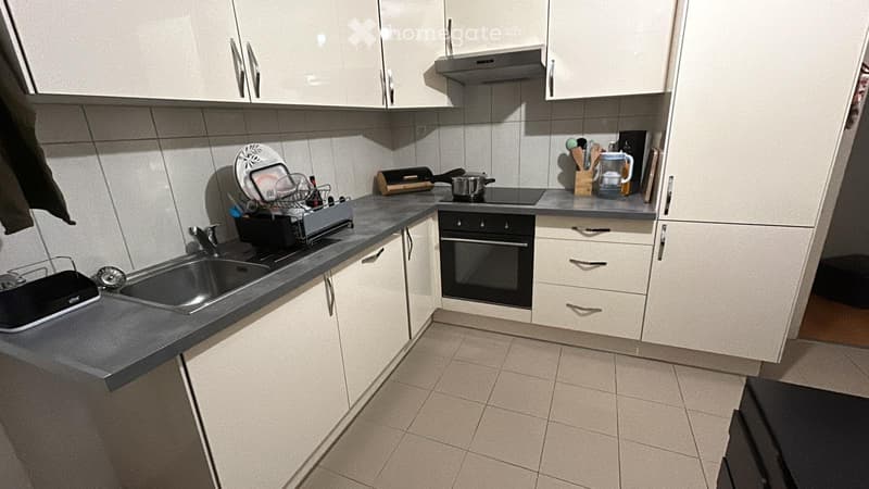 Appartement 2.5 pièces à Marin-Epagnier, proche Marin Centre (2)
