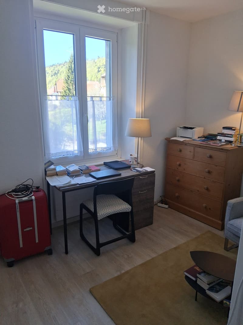 Appartement lumineux de 3 pièces au centre de Sainte-Croix (3)