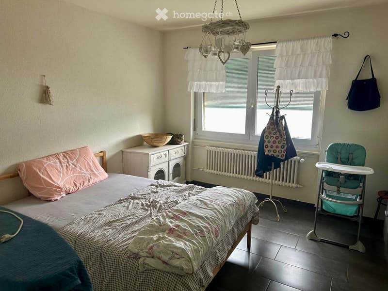 Joli 2,5 pièces moderne avec balcon (4)