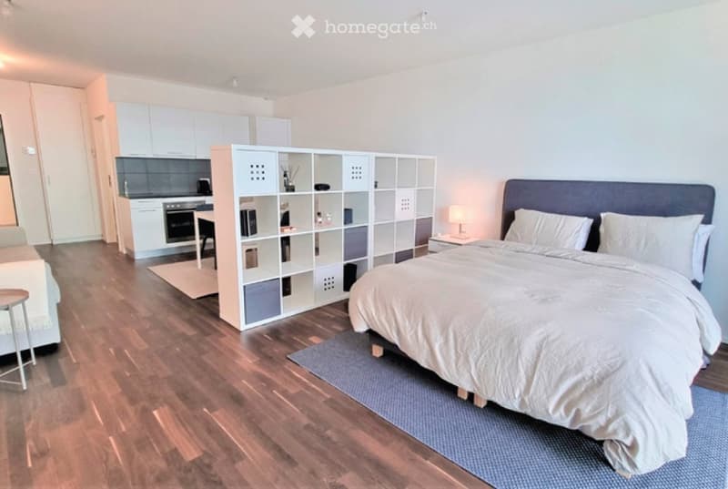 Très proche du métro Fourmi, bel appartement de 1.5 pièce (2)