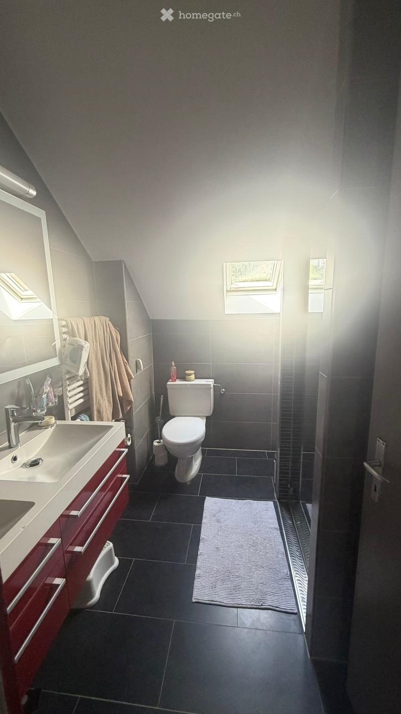 MAGNIFIQUE APPARTEMENT DE 3.5 PCES À PESEUX - VUE SUR LE LAC (4)