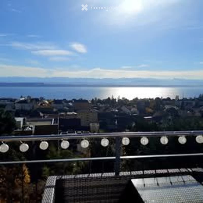 MAGNIFIQUE APPARTEMENT DE 3.5 PCES À PESEUX - VUE SUR LE LAC (5)