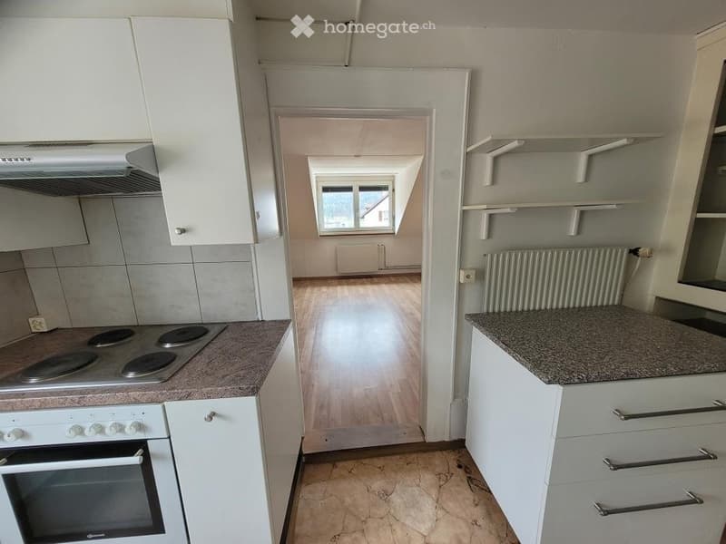 A louer Bel Appartement Mansardé 5,5 pièces. à St-Imier (2)