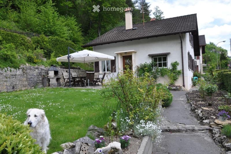 Maison familiale de 6.5 pièces à St-Ursanne (1)