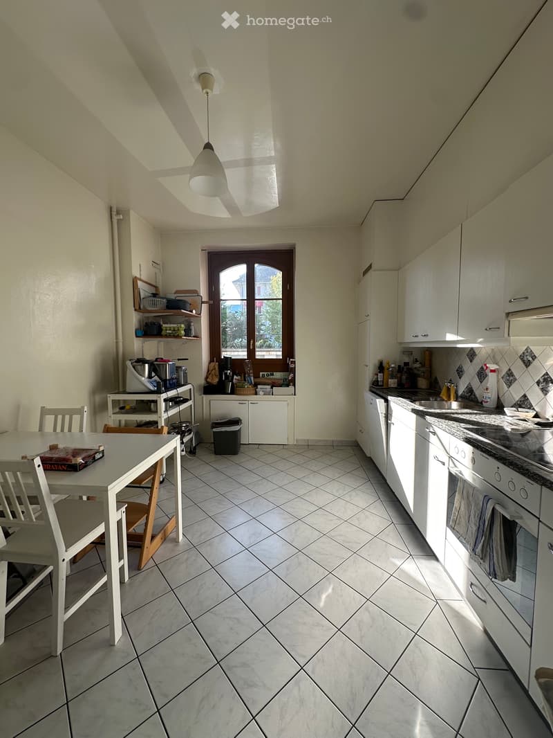 Bel appartement dans quartier prisé de Byon (2)