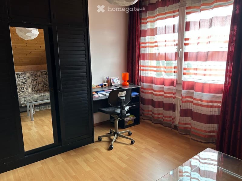 chambre avec salle de bain indépendante dans une villa (2)