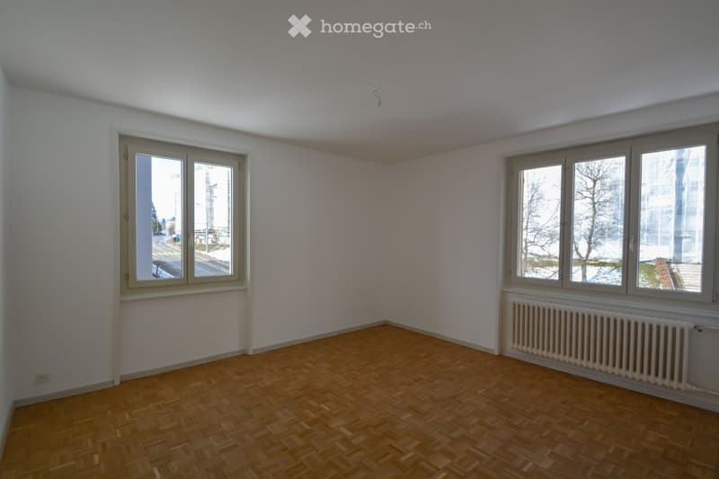 Joli 3.5 pièces de 68m2 situé au 4ème étage dune PPE. (3)
