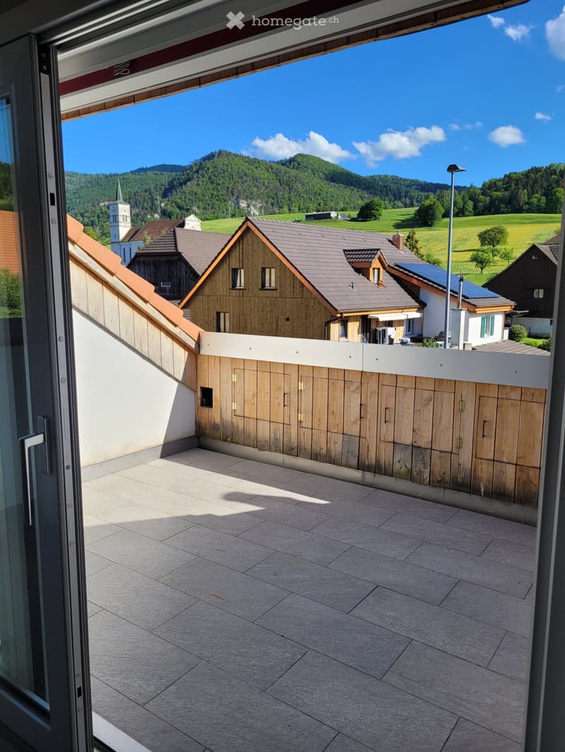 Bel appartement de 4.5 pièces (106m²) à louer (3)