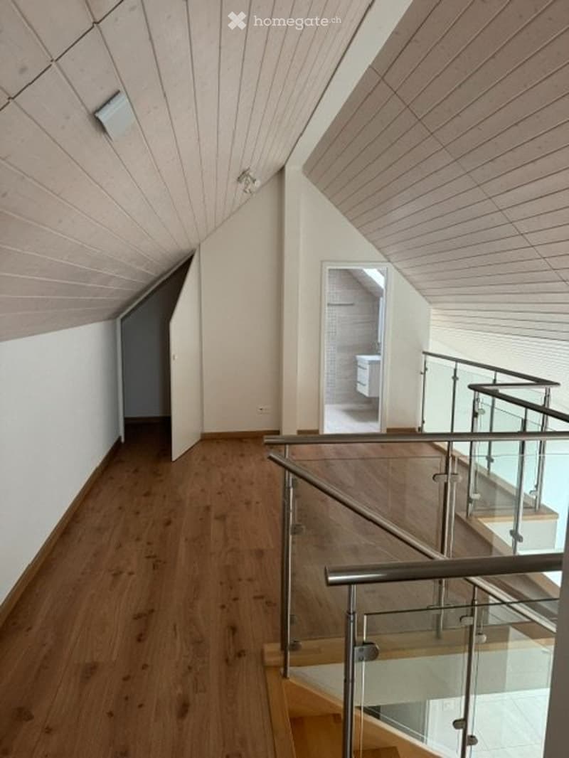 Preverenges - 4.5 Duplex en attique (2)