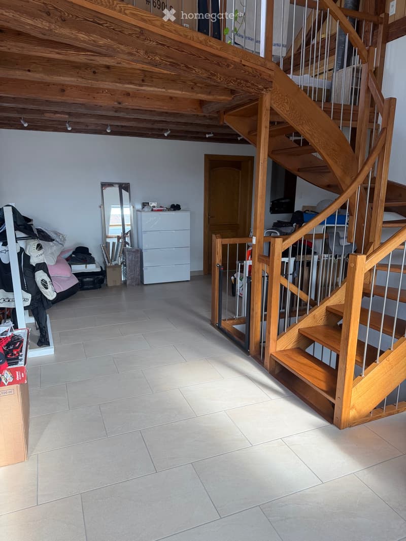 À Louer : Superbe 3.5 pièces en duplex et avec garage. (3)