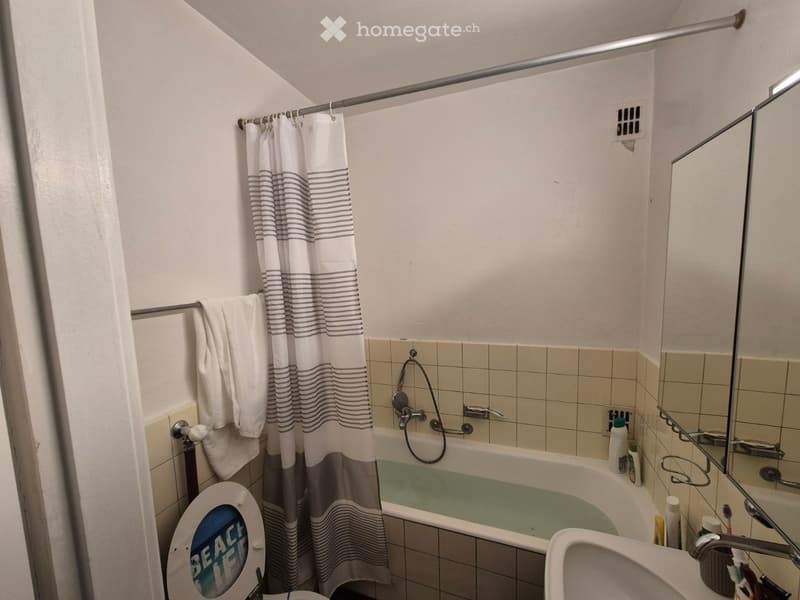Chambre meublée à louer  800 CHF charges et wifi inclus (5)