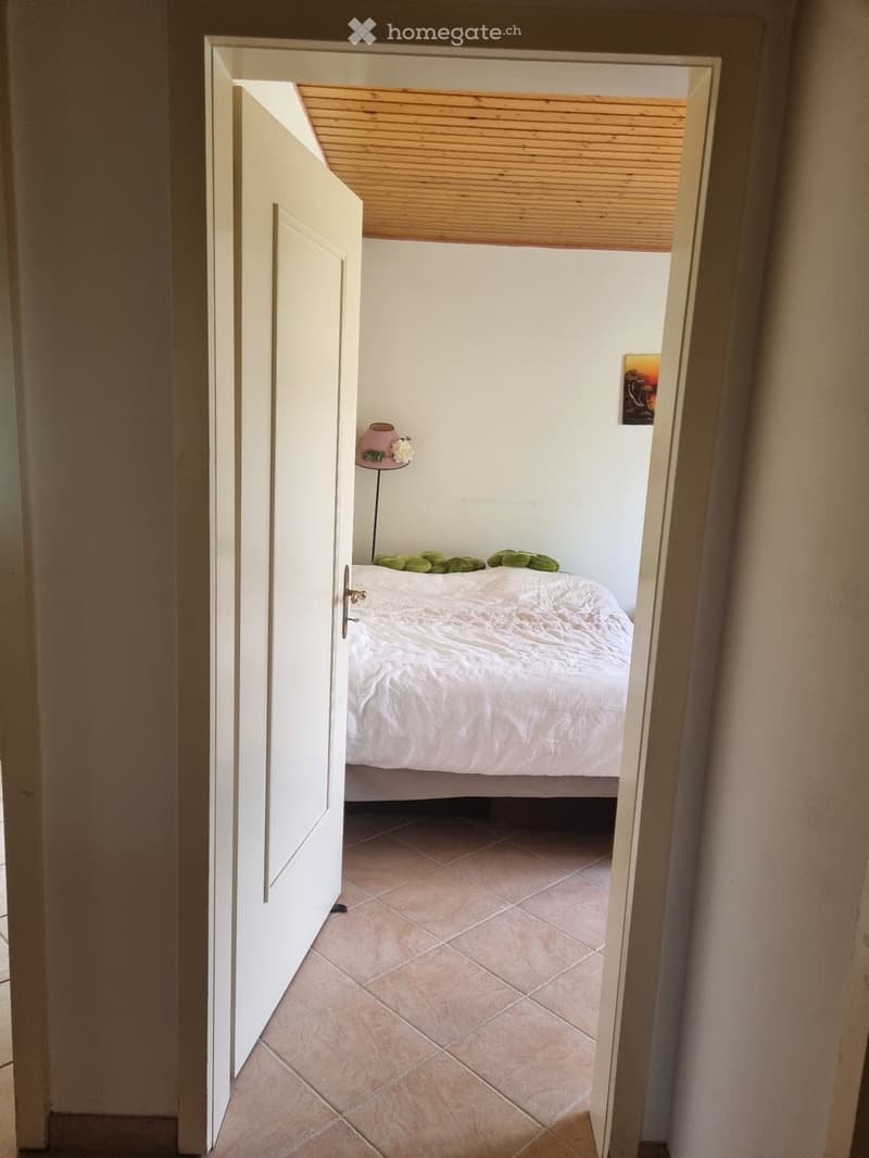 Une superbe chambre meublée à louer (2)